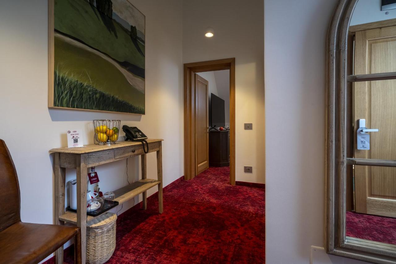 Hotel La Boheme Boutique Casa Soare Bucarest Esterno foto